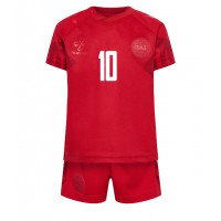 Camisa de time de futebol Dinamarca Christian Eriksen #10 Replicas 1º Equipamento Infantil Mundo 2022 Manga Curta (+ Calças curtas)